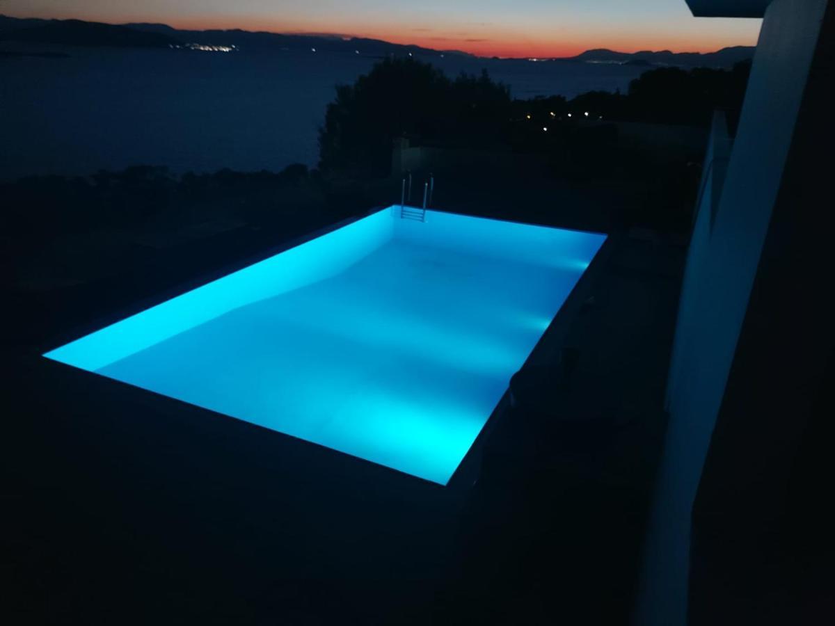 Villa Harmonia Aegina Exterior photo